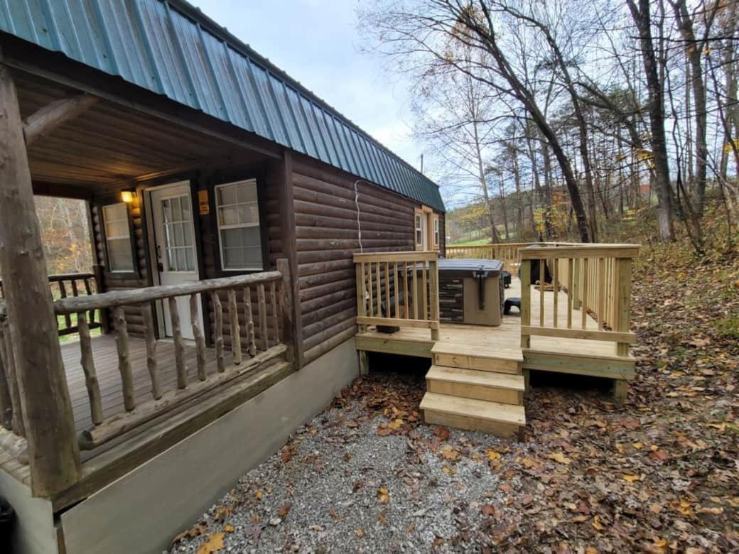 Acorn Cottage At Hocking Vacations 洛根 外观 照片