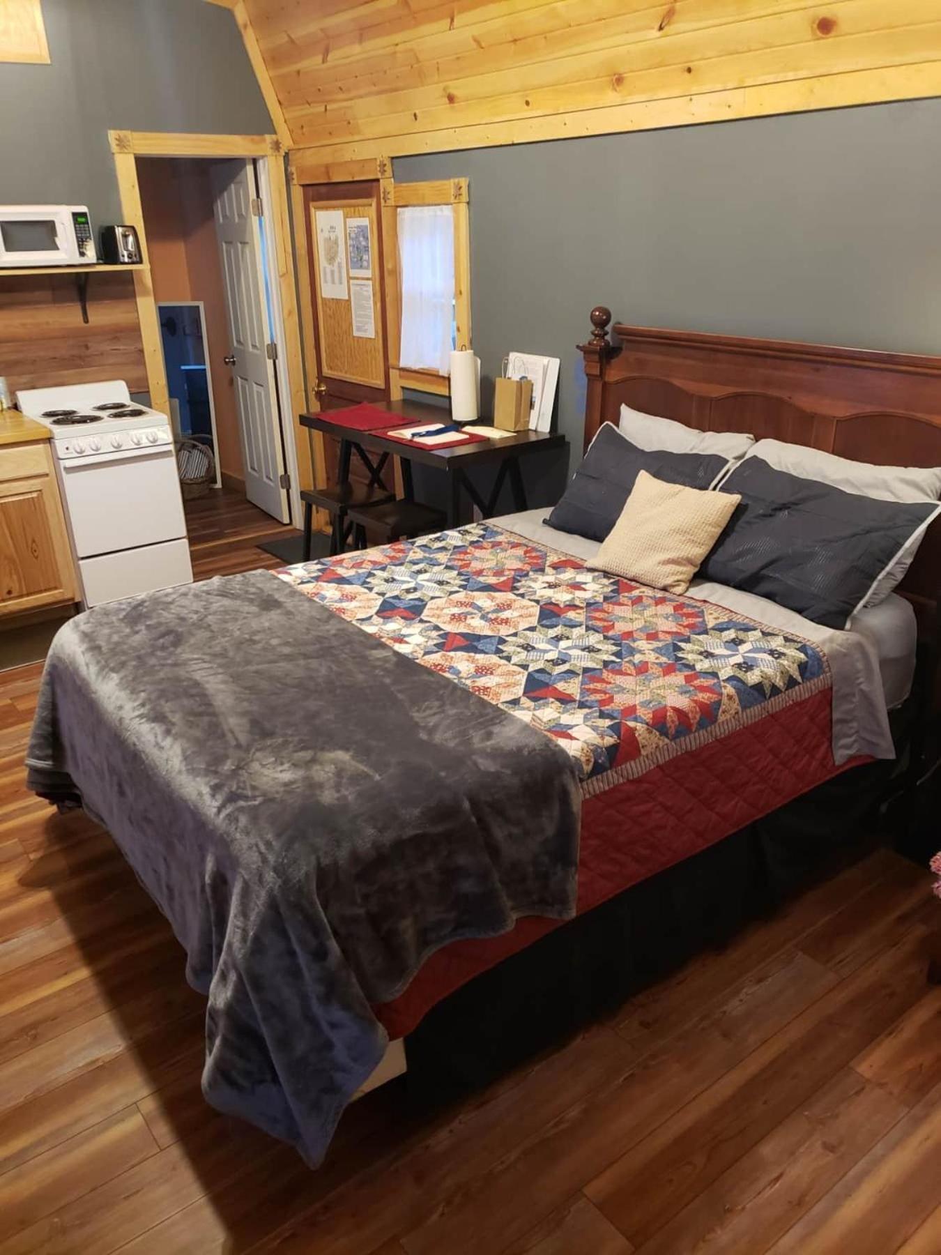 Acorn Cottage At Hocking Vacations 洛根 外观 照片