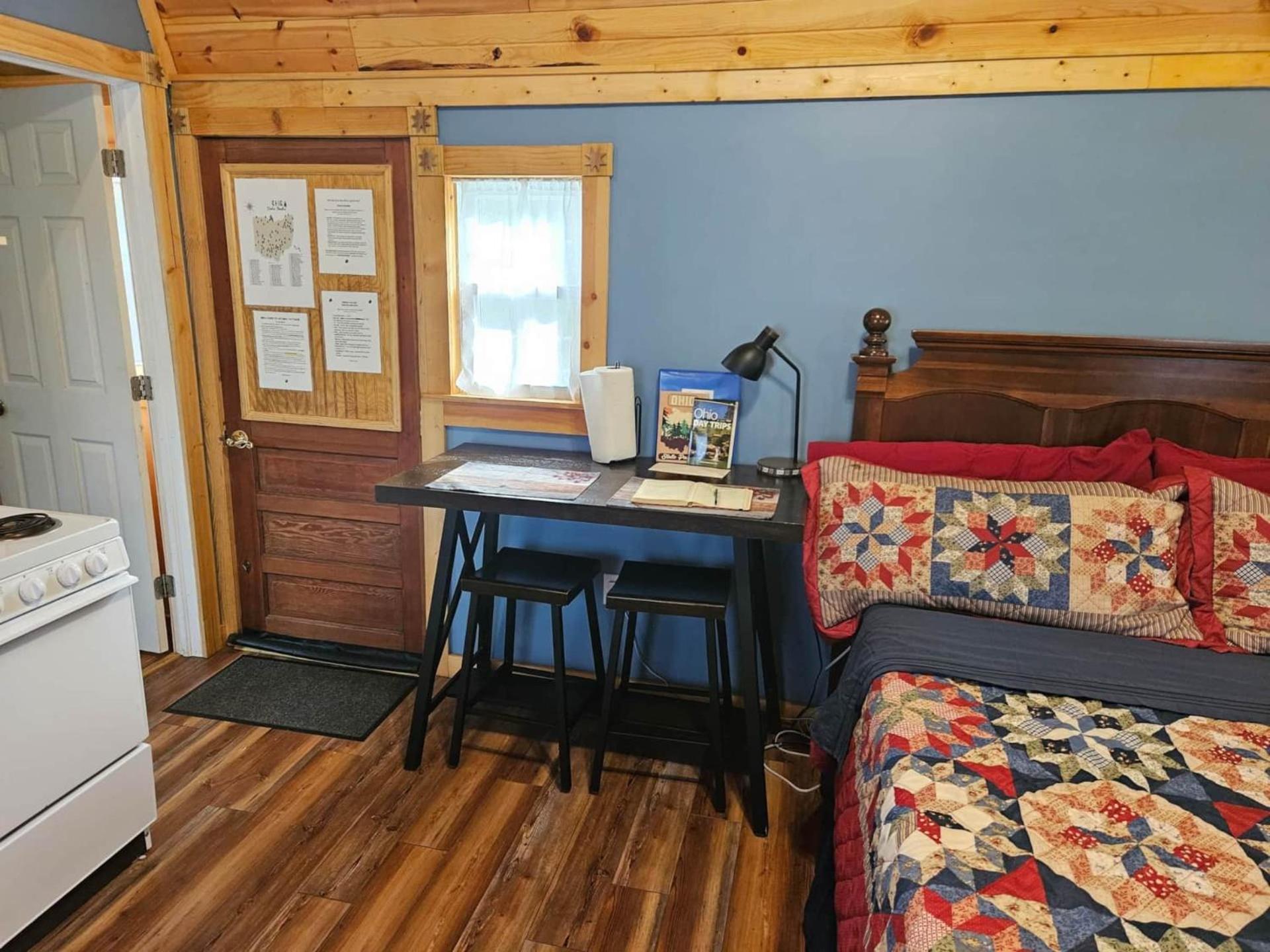 Acorn Cottage At Hocking Vacations 洛根 外观 照片
