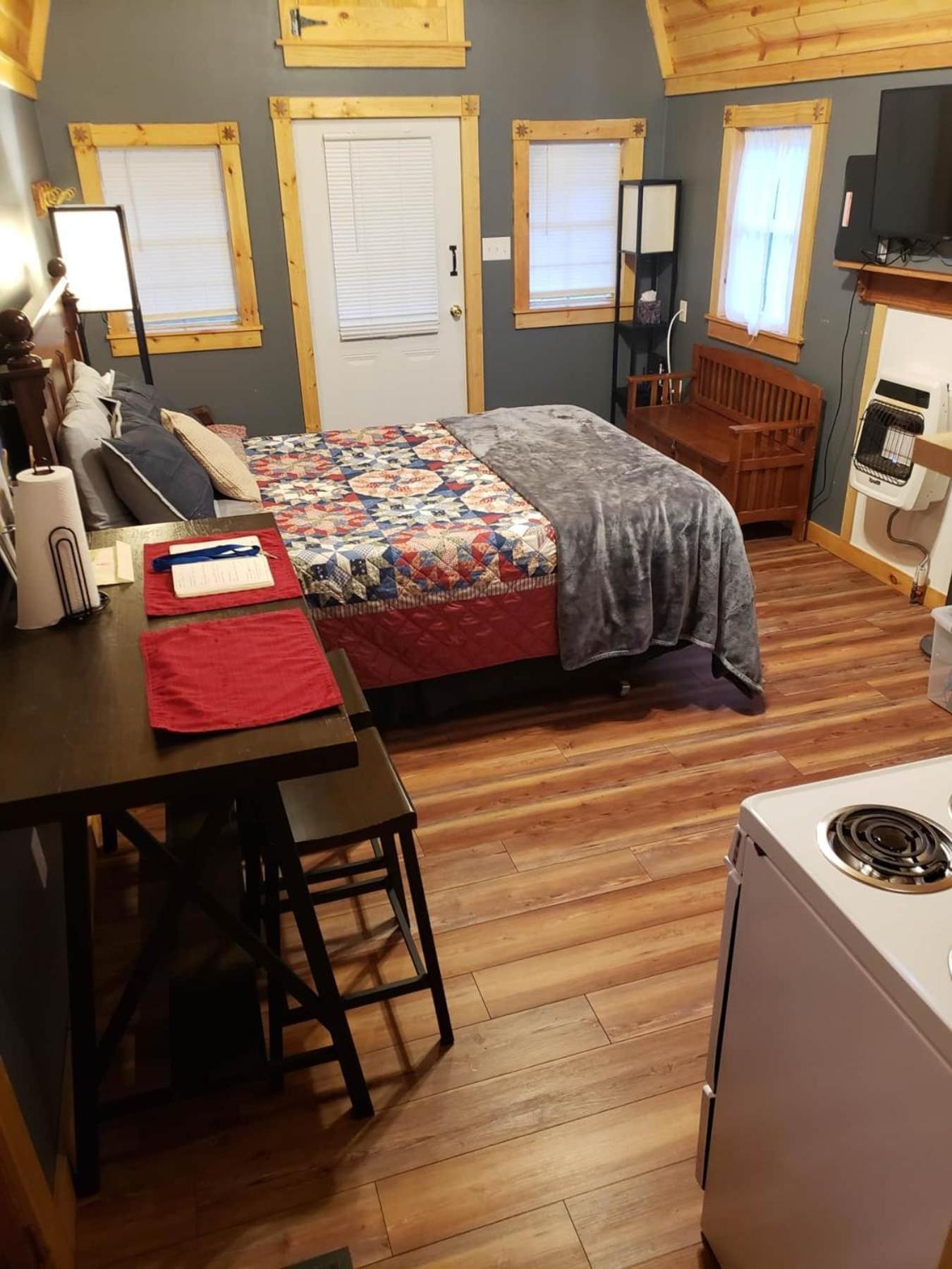 Acorn Cottage At Hocking Vacations 洛根 外观 照片